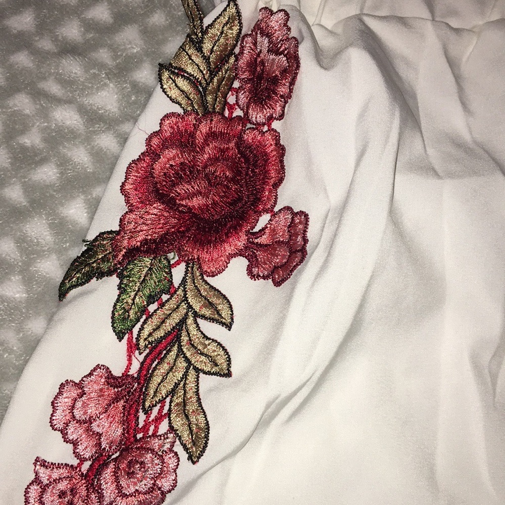 Embroidered Rose Two piece Set! - Picture 7 of 8